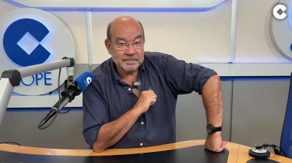 Ángel Expósito analiza la actualidad en el videoblog de 'La Linterna'