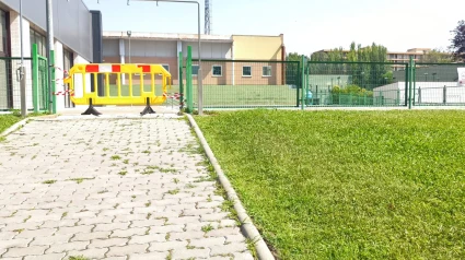 La piscina mediana de la Sindical en Zamora, acordonada