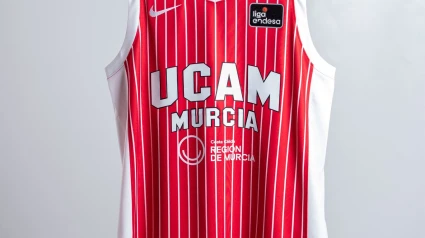 Primera equipación UCAM Murcia CB temporada 2025/2026