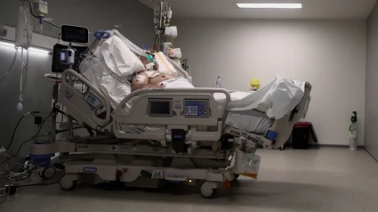 Pasa 100 días en la UCI y 60 en coma y, al despertar, echa en falta algo: pone remedio para el resto de pacientes como él