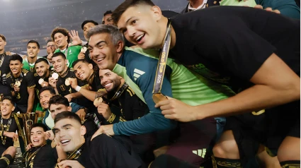 Toni Amor en la celebración de la Copa de Oro con México