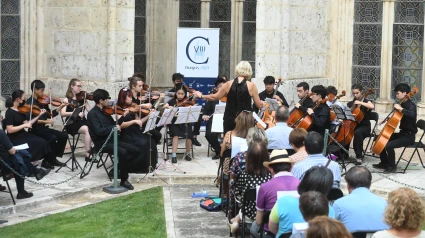 Concierto del Burgos International Music Festival (BIMF) Chamber Orchestra en el claustro de la Catedral de Burgos