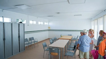 Antigua escuela de Almendricos reconvertida por el Ayuntamiento de Lorca en un centro social para mayores de la pedanía