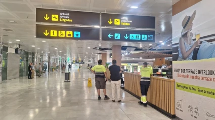 Aeropuerto de Almería tras el terremoto