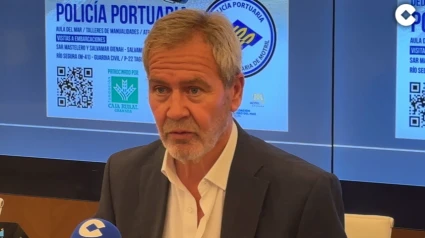 Paseos en barco por la dársena, visita a buques de la Armada y mucho mas en las XII Jornada de Puertas Abiertas del Puerto de Motril