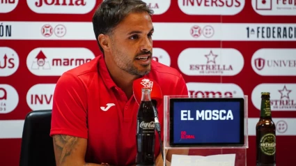 Pedro León anuncia su continuidad