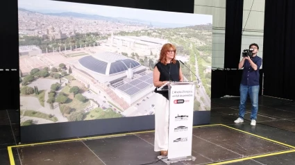 La primera teniente de alcalde del Ayuntamiento de Barcelona, Laia Bonet, presenta la reforma de la Anilla Olímpica.