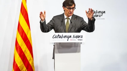 El presidente de la Generalitat, Salvador Illa, pronuncia la conferencia "Cataluña lidera. Un modelo económico de prosperidad compartida", este sábado en Manresa