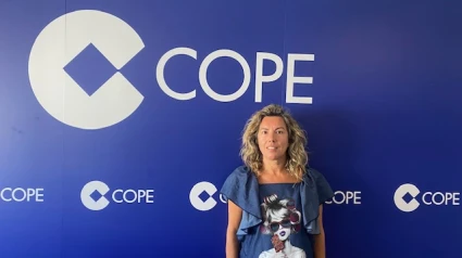 María Caldelas a su llegada a los estudios de COPE Ourense