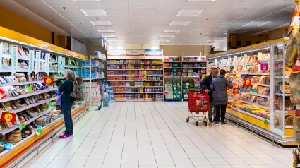 Habla con una desconocida en un supermercado de Madrid y la decisión que toma minutos después le sorprende a él mismo: "Qué triste"