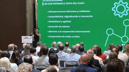 Mar Chao,  presidenta de la Autoridad Portuaria de València en el acto de presentación, “el Plan Estratégico Valenciaport 2035