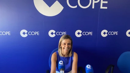 La concejala del PP en Ourense, Noelia Pérez, hoy en los estudios de COPE Ourense