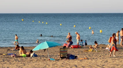 Playas de Dénia llenas de bañistas