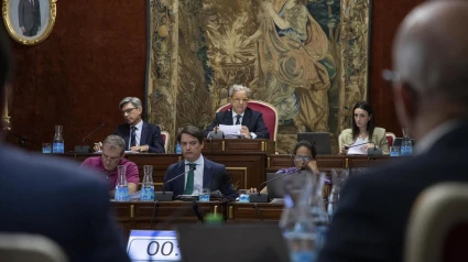 El presidente de la Diputación, Salvador Fuentes (centro),