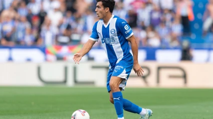 Manu Sánchez jugó cedido en el Alavés el curso 24-25