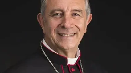 Mons. José Luis Retana invita a la comunidad diocesana a rechazar con firmeza cualquier forma de odio