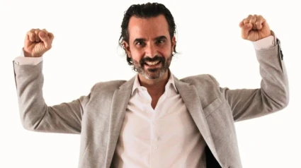 Cristian Herrera, psicólogo y risoterapeuta