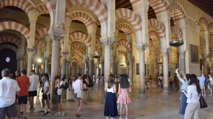 Visitantes en la Mezquita-Catedral de Córdoba