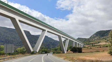 Infografía del viaducto sobre las carreteras N-1 y SC-BU-7 y el Arroyo de La Llosa