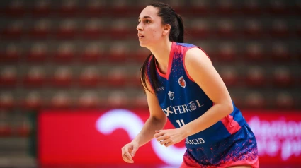 Blanca Millán asiste por primera vez al pregón en Santiago... como pregonera