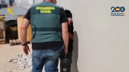 La operación conjunta entre la Guardia Civil y la Policía Nacional ha detenido a cinco personas