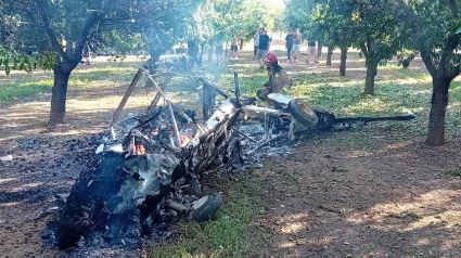 Los dos heridos pudieron salir de la aeronave antes de que se incendiara y fueron atendidos por el SEM