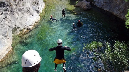 De los dos rescates del pasado fin de semana, uno ha sido un senderista en Río Verde, Otivar