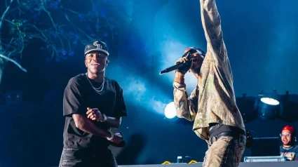 Vinicius junto a Travis Scott