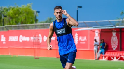 Copete, durante un entrenamiento con el Mallorca