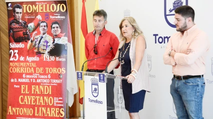 Presentación de la corrida de toros de Tomelloso