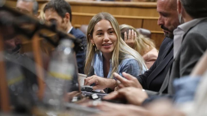 La diputada del PP Noelia Núñez durante una sesión plenaria extraordinaria, en el Congreso de los Diputados