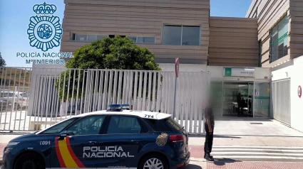 Vehículo de la Policía Nacional en la Comisaría de JerezPOLICÍA NACIONAL