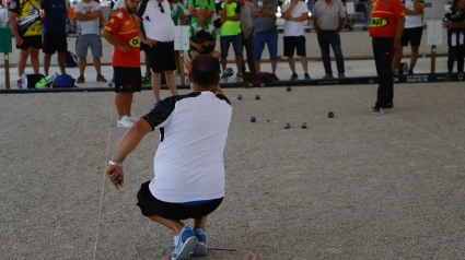 Imagen de una de las pruebas del campeonato de petanca en Lorca, en el que participan más de 600 personas