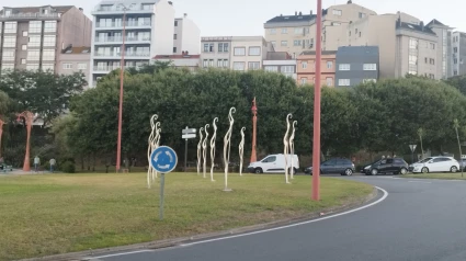 Estatuas de Carmen Senande en Adormideras