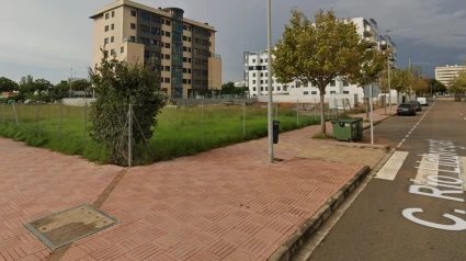 Solar en la calle río Llobregat en el que se construirán 123 viviendas de protección pública