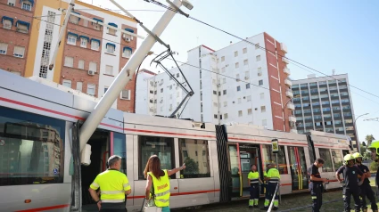 Accidente del tranvía tras chocar con una catenaria