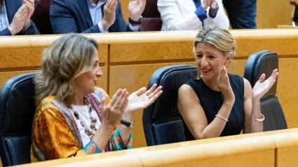 Yolanda Díaz Pérez, Vicepresidenta Segunda y Ministra de Trabajo y Economía Social. Teresa Ribera Rodríguez, Vicepresidenta Tercera.
