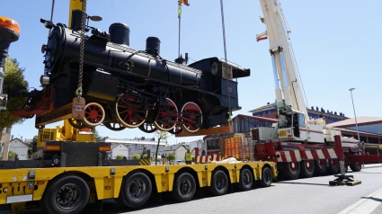 Traslado de la locomotora PV 31 de Ponferrada a los Talleres Ferroviarios de Villablino (León)