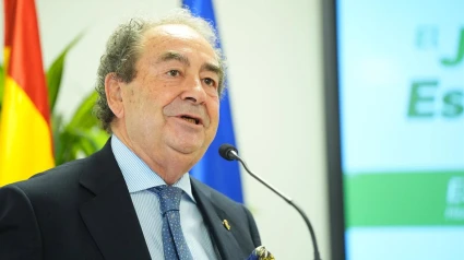 Cabrero pide respeto a los medios y anuncia medidas: "Nos duele el tratamiento de burla en algunos"
