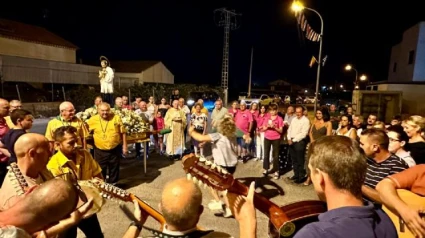 Actuación de folclore durante una de las fiestas estivales de las pedanías de Lorca