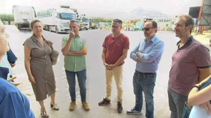 Visita institucional a la Planta de Transferencia de Dénia para evaluar su adaptación al tratamiento de residuos de poda y voluminosos