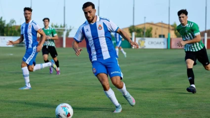 Salinas y Romero forman un buen tándem en el lateral zurdo