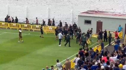 El momento en el que la Guardia Civil interviene en el altercado