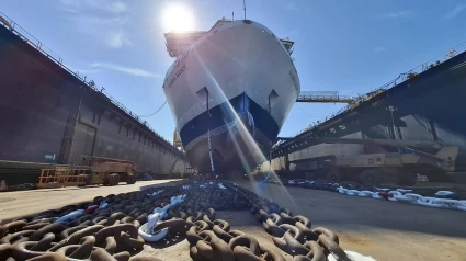 04/08/2025 El buque 'Global Mercy' en los astilleros de Navantia en Cádiz.Navantia Reparaciones ha anunciado la finalización "con éxito" en los astilleros de Cádiz de la varada prevista para el 'Global Mercy', el barco hospital civil más grande del mundo, un buque propiedad y operado por Mercy Ships, Naves de Esperanza en España que llegó al astillero el pasado 7 de julio para realizar su mantenimiento anual tras una misión en África occidental.ECONOMIA NAVANTIA