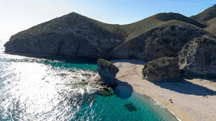 Sigue sin éxito la búsqueda del desaparecido en aguas de Carboneras