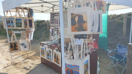 Puesto de Martiño en la Playa de As Catedrais