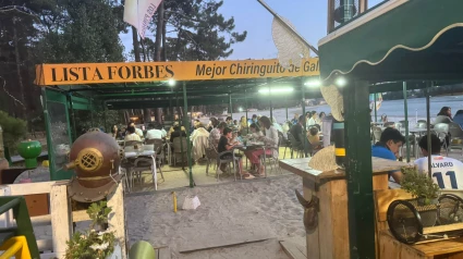 Instalaciones del Chiringuito Los Pinares de Cabanas
