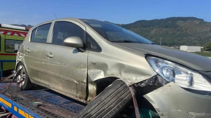 Un menor de 15 años roba un coche, conduce drogado y provoca un accidente en la A-6 en Ponferrada (León)