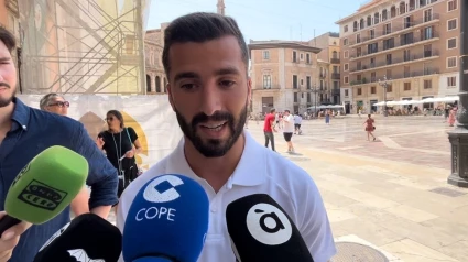 Gayà, en la ofrenda a la Virgen: "Hay buenas sensaciones con los fichajes y estoy seguro que vendrá más gente"