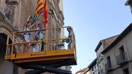 Acto saludo al Santo 25